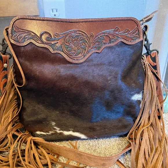 Large Western Purse - Picture 1 of 3